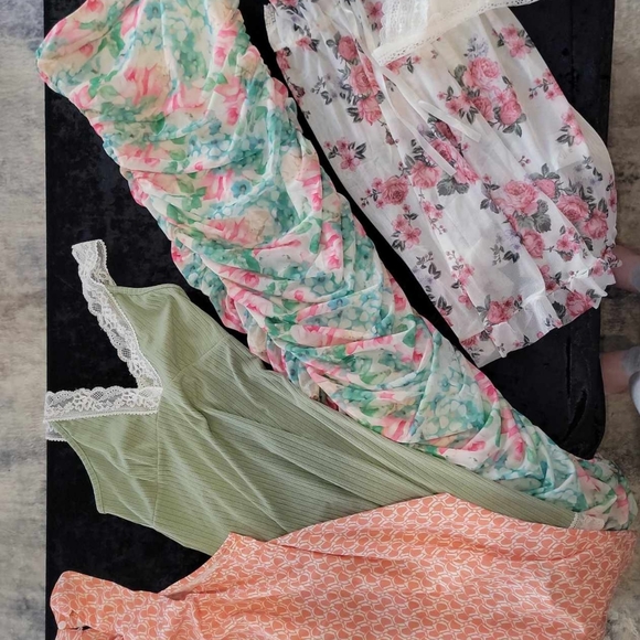 Shein 21 Dresses, tops, pants, pj's, NEW Size S-M - Picture 7 of 13